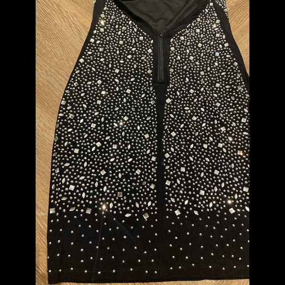 NWT Windsor Jeweled Cocktail Dress - Picture 10 of 12
